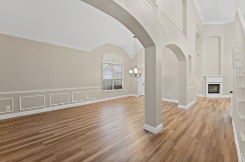 1513 Jennifer Dr, Garland TX  75042-3921 exterior