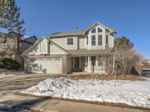 5621 Killarney Way, Aurora, CO 80015-3605