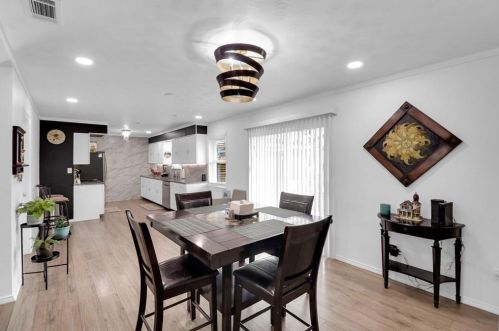 408 Highland Park Dr, Irving TX  75061-6742 exterior