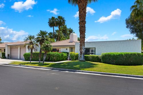 575 Sunshine Dr, Palm Springs, CA 92264-8203