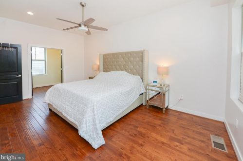 1431 5 St, Philadelphia PA 19147-0059 exterior