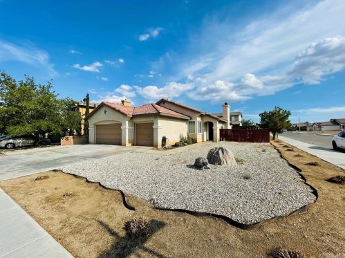 11557 Danielle Dr, El Mirage, CA 92301-6083