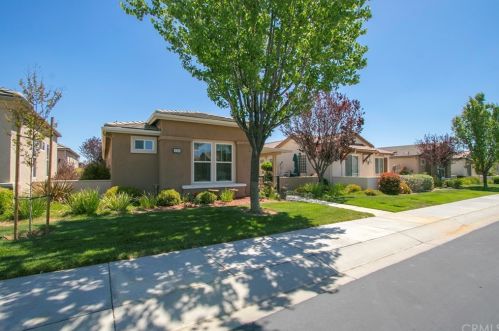 126 Cascade Crk, Beaumont, CA 92223-7353
