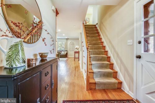 36 Whittier Pkwy, Severna Park MD 21146-3051 exterior