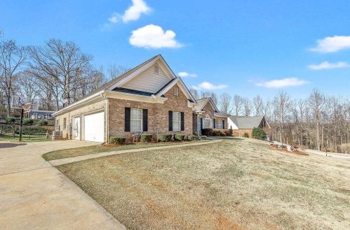 351 Psalms Dr, Jefferson, GA 30549-7036