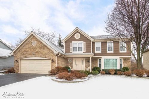 1371 Farmgate Rd, Hanover Park, IL 60103-1836