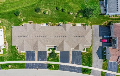 1351 Lighthouse Ln, Pingree Grove IL  60140-2075 exterior