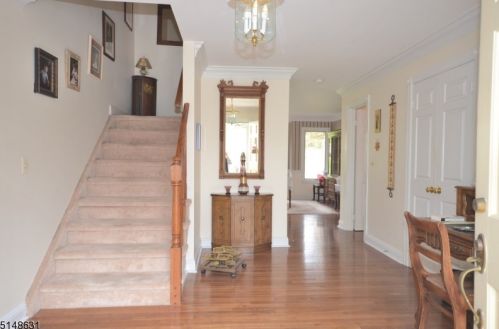 3 Lajolla Ln, Annandale, NJ 08801-1628