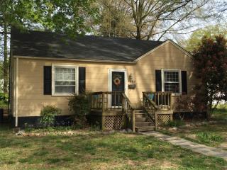 1803 Rockwood Rd, Richmond VA  23226-3821 exterior