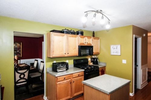 6791 Foxfire Pl, Atlanta GA  30349-1383 exterior