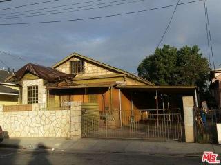 8222 Bell Ave, Los Angeles CA  90001-4019 exterior