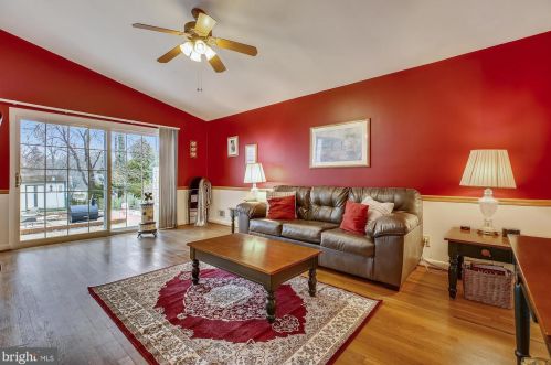 11305 Cloverhill Dr, Silver Spring MD 20902-3141 exterior