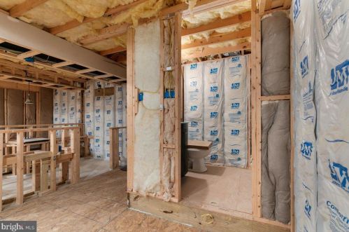 104 Cliff Ave, Lancaster PA  17602-4700 exterior