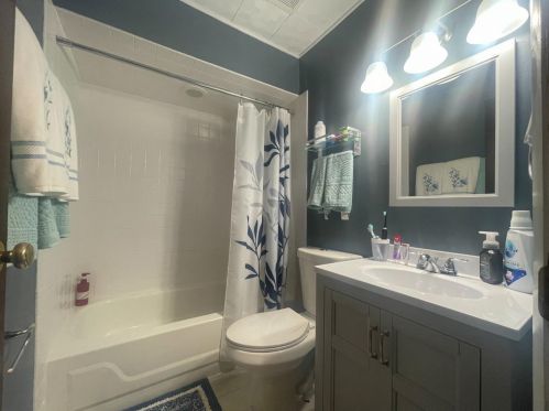 9675 Adair Ct, Cincinnati OH 45251-2109 exterior