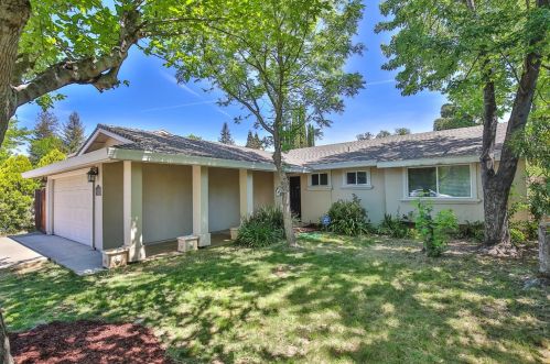 7916 Avalos Way, Citrus Heights, CA 95610-2749