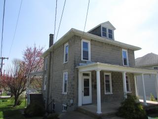 184 Market St, York PA  17401-1313 exterior