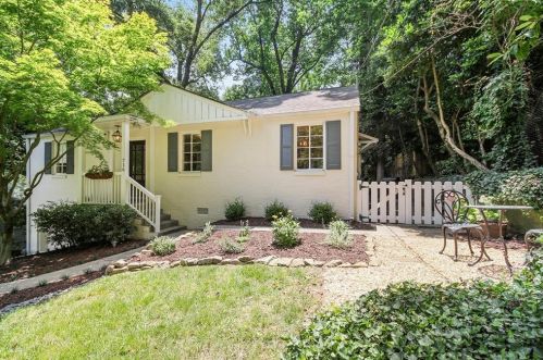 716 Forrest Trl, Atlanta GA  30318-2518 exterior