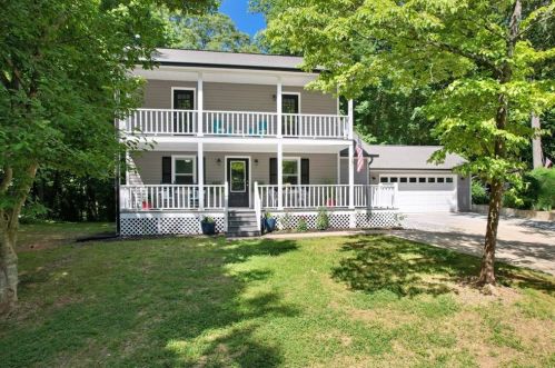 61 Pine Ln, Cleveland, GA 30528-4557