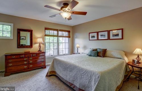 1843 Spring Ridge Ln, Lancaster PA  17603-6794 exterior