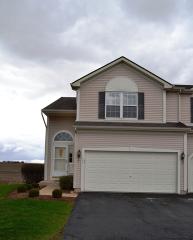 757 Meridian Ct, Dekalb, IL 60115-8275