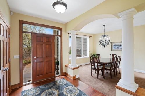 9181 195th St, Prior Lake, MN 55372-9213