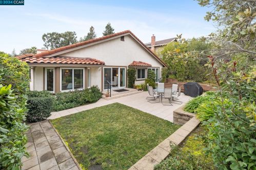 404 Saddlebrook Ln, Concord CA  94523-1614 exterior