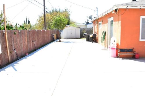 2942 Avalon St, Riverside CA  92509-2015 exterior