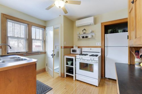 1815 Juliet Ave, Saint Paul MN  55105-2124 exterior