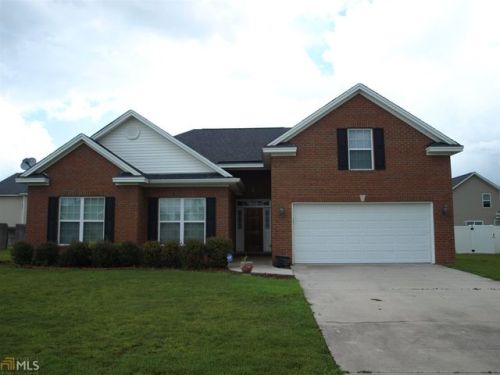 319 Pebble Dr, Rincon, GA 31326-4512