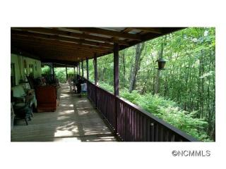 7760 Canada Rd, Tuckasegee, NC 28783-8810