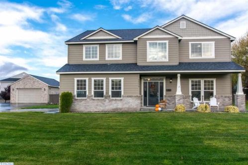 99206 Ridgeview Dr, Kennewick, WA 99338-7487