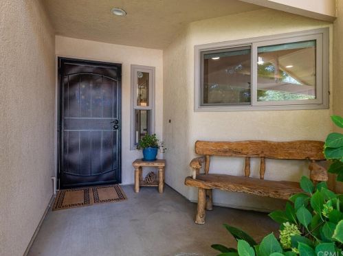 1759 Rambouillet Rd, Lake Nacimiento, CA 93446-4800