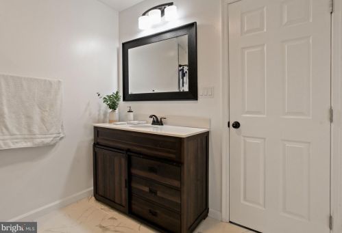 2912 Newcastle Ave, Silver Spring MD 20910-1216 exterior