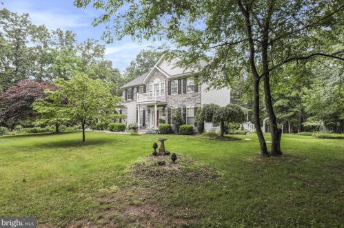43 Rotterham Dr, Hedgesville, WV 25427-4308