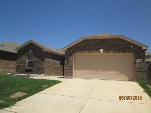 5432 Stone Meadow Ln, Fort Worth TX  76179-4285 exterior