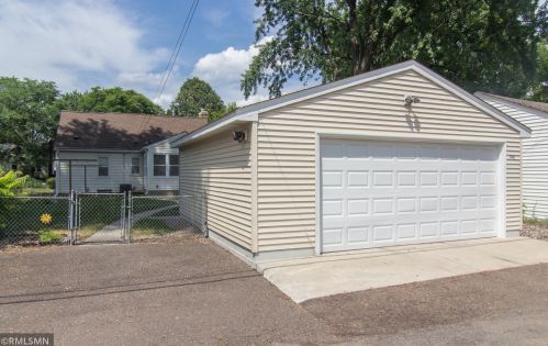 748 Hoyt Ave, Saint Paul MN  55106-1010 exterior