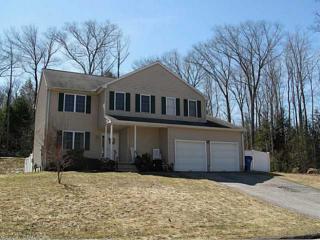 680 Heron Dr, Torrington, CT 06790-2585