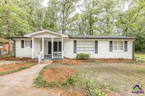118 Dewey St, Warner Robins GA  31093-2411 exterior