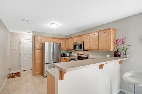 3307 Jansen Way, Saint Paul MN  55127-5125 exterior