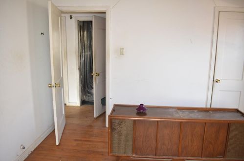 809 Dent St, Garland TX  75040-4921 exterior