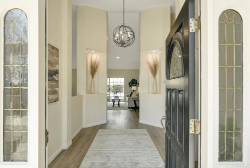 2166 Brookhurst Dr, El Cajon, CA 92019-2038