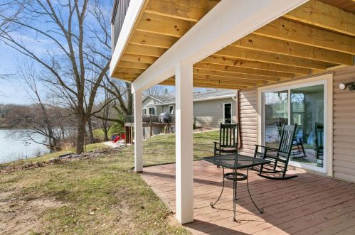 4305 Dunrovin Ln, Saint Paul MN 55123-1727 exterior