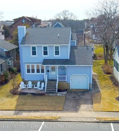 320 Elizabeth Ave, Point Pleasant Beach, NJ 08742-4131