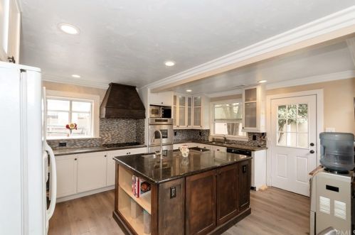 3544 Hoover St, Riverside CA  92504-3956 exterior