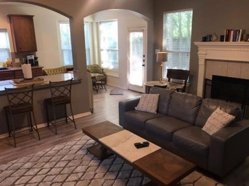 14 Prairie Oak Dr, Conroe TX  77385-3753 exterior