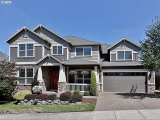 13845 Trevino St, Portland, OR 97229-3651
