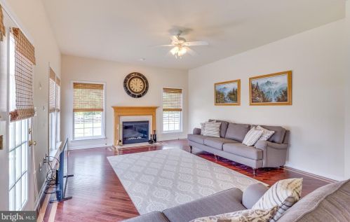 288 Fraser Ct, Charles Town WV  25414-5463 exterior