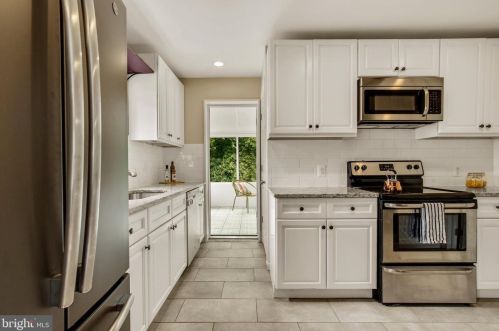 8412 Barron St, Silver Spring MD 20912-7247 exterior