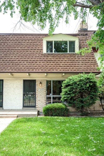 1205 Monaco Pkwy, Denver, CO 80220-2840