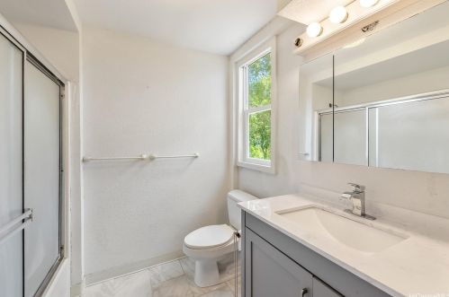 1729 Iwi Way, Honolulu HI  96816-3826 exterior